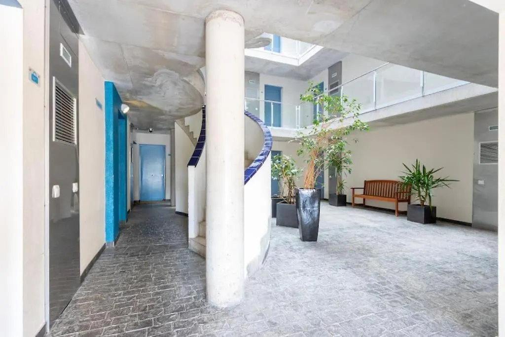 166- Empurialola-Penthouse En Rosas Con Piscina Y Vistas Al Puerto Canigo- ロザス