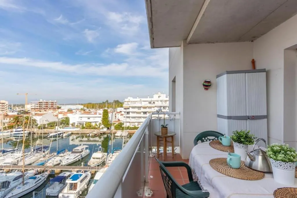 166- Empurialola-Penthouse En Rosas Con Piscina Y Vistas Al Puerto Canigo- Roses